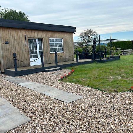 The Chalet By Hip Haus Humberston Eksteriør bilde