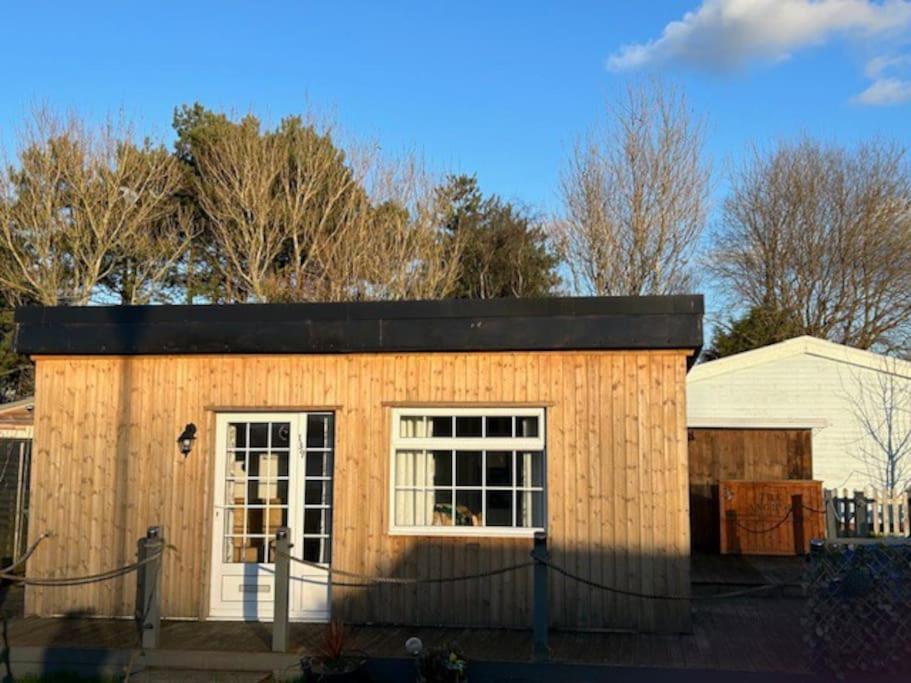 The Chalet By Hip Haus Humberston Eksteriør bilde