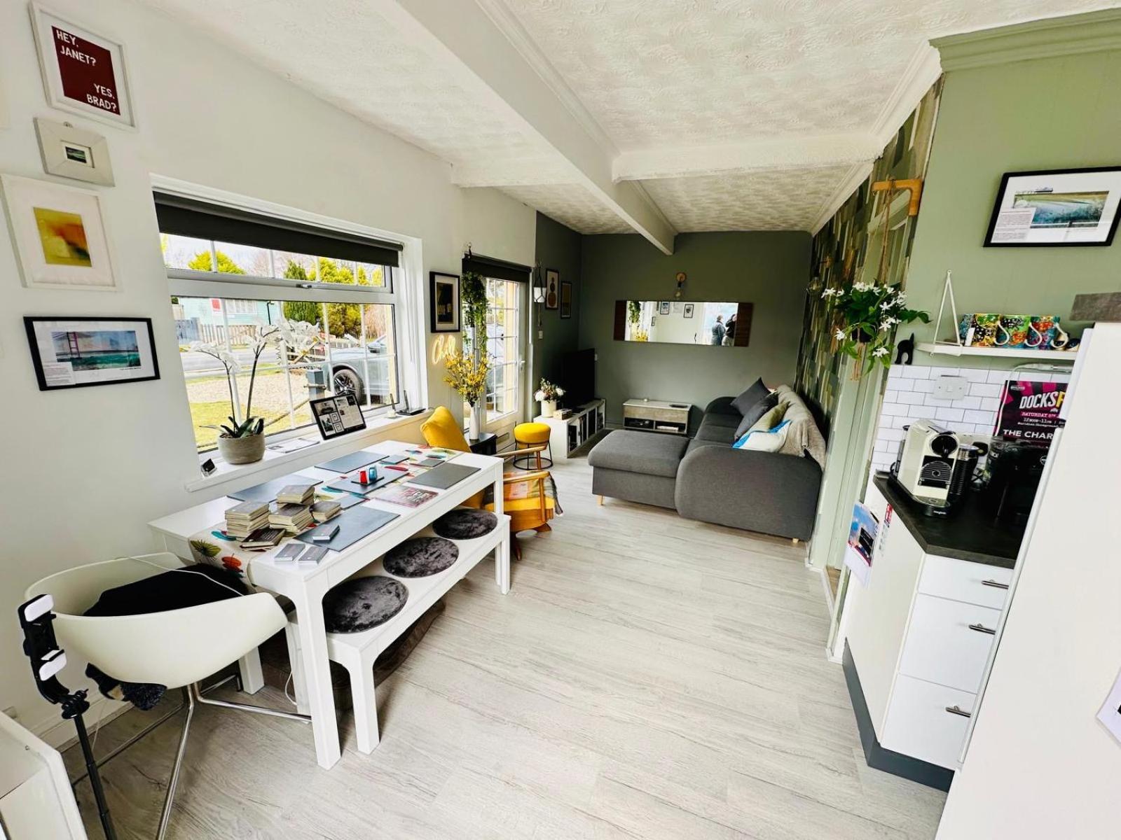 The Chalet By Hip Haus Humberston Eksteriør bilde